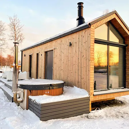 Cozy Houses - Sauga Fishing Village Riverside Holiday Center Parnu Exterior photo
