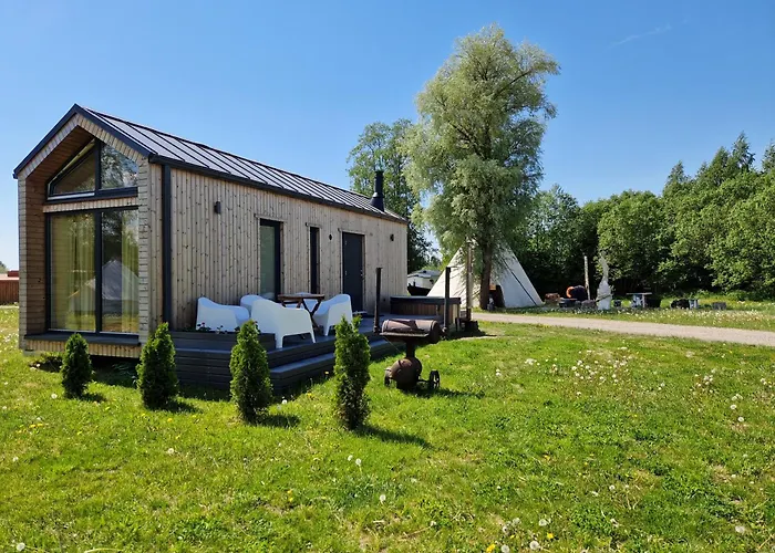 Eco Houses With A Hot Tub And Sauna