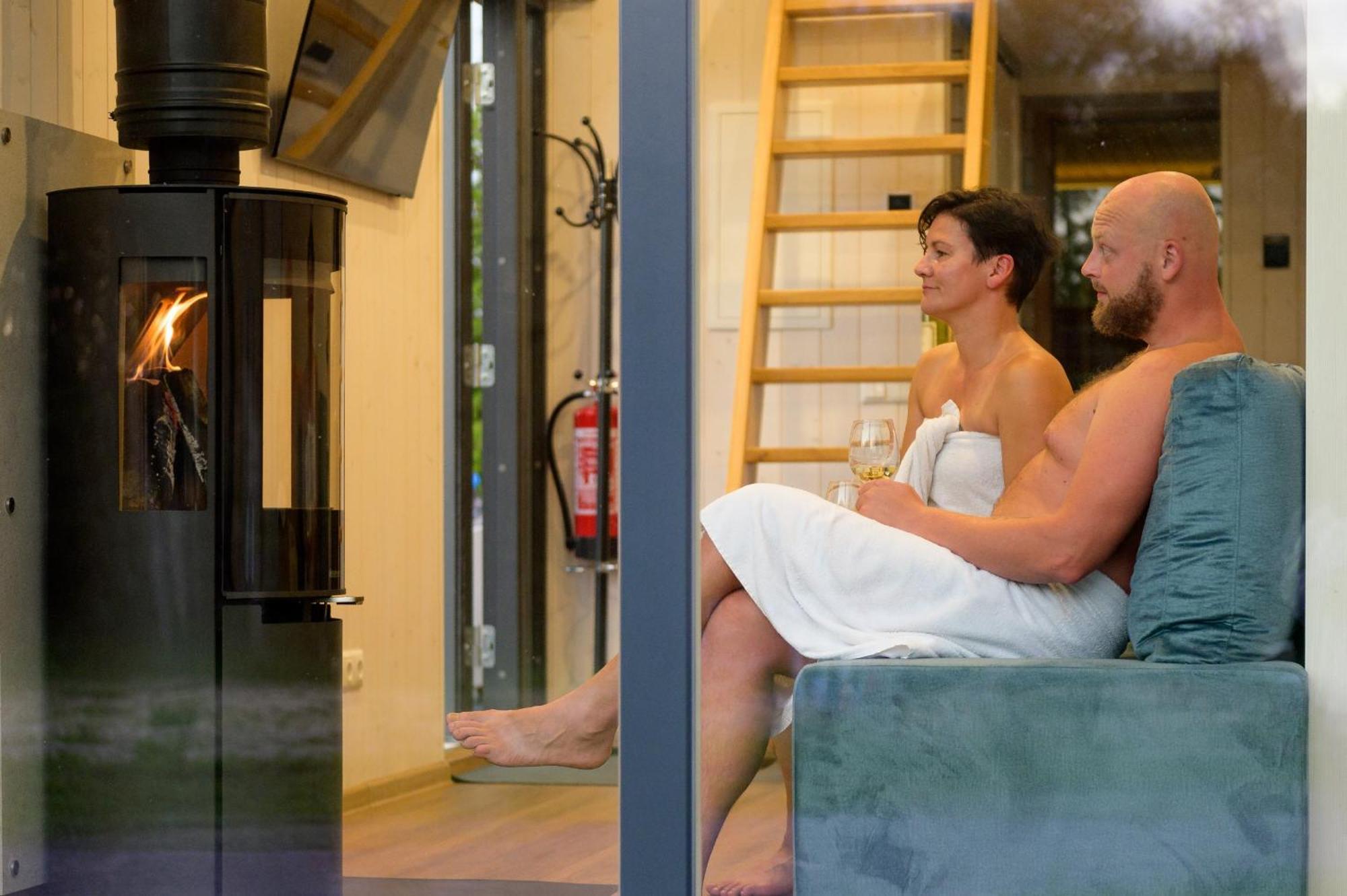 Puhkemaja Eco With A Hot Tub And Sauna Parnu