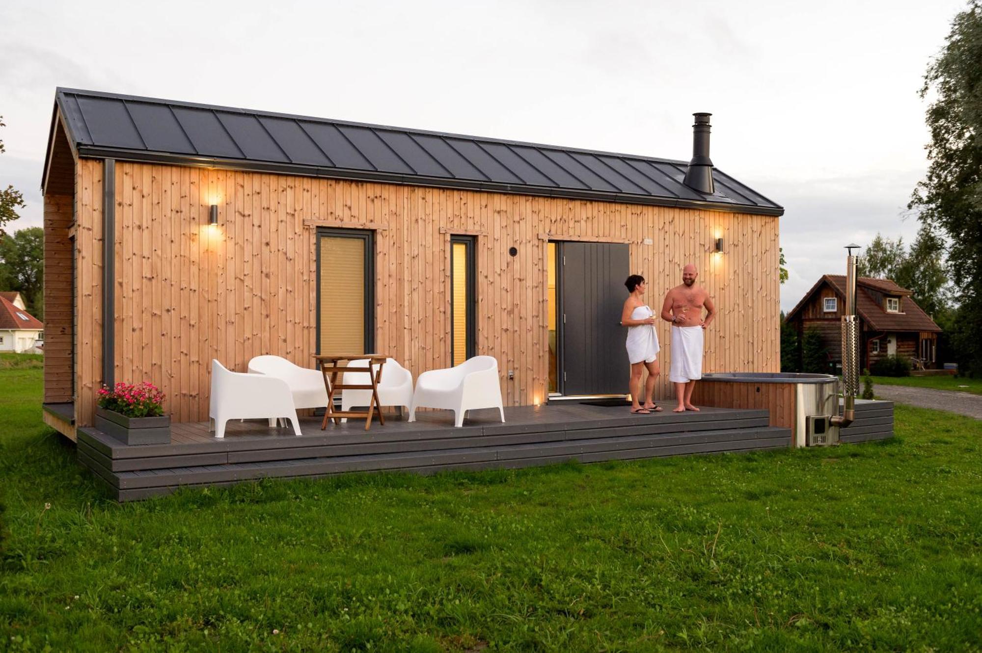 Puhkemaja Eco With A Hot Tub And Sauna Parnu