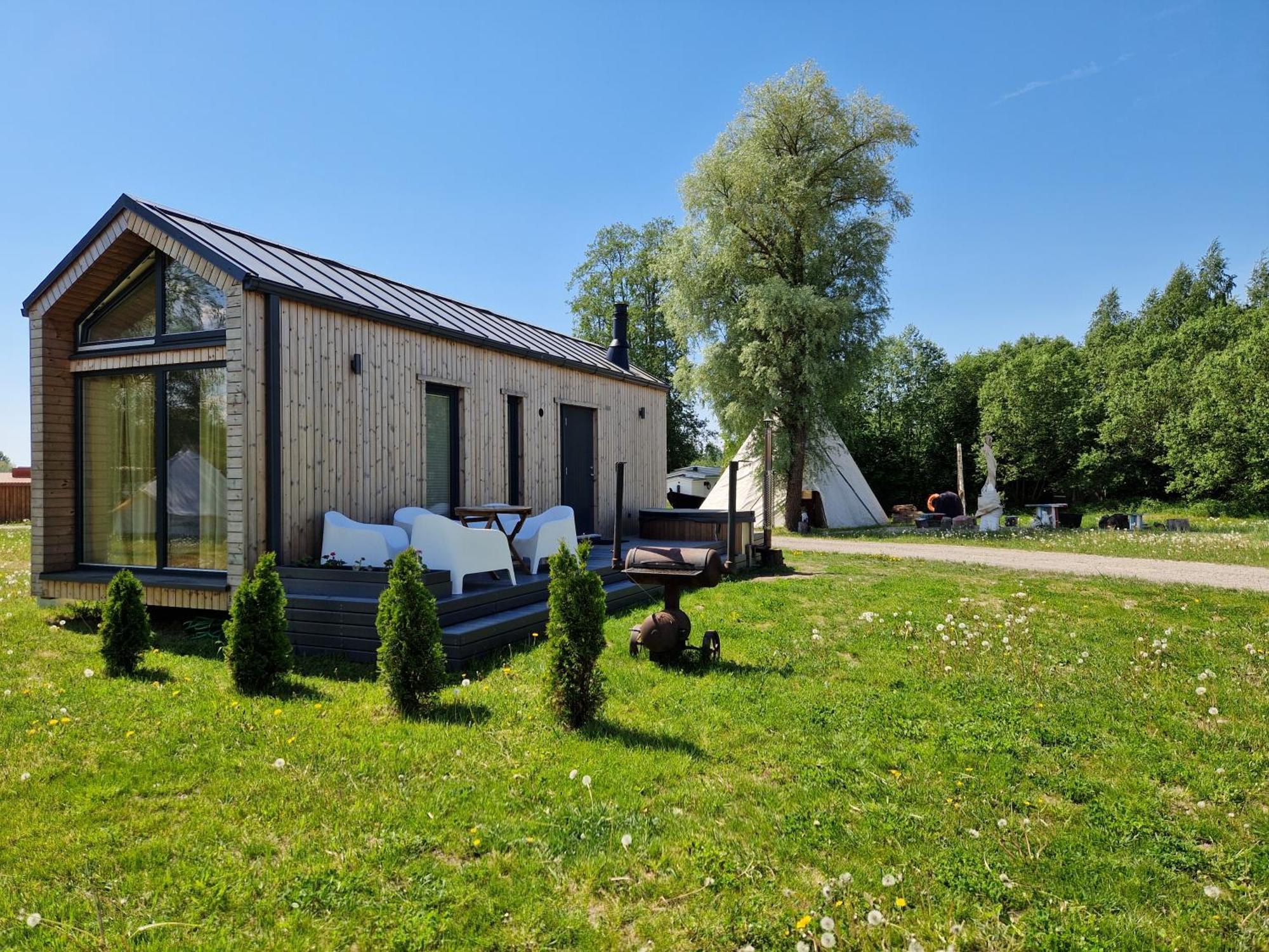 Eco With A Hot Tub And Sauna *